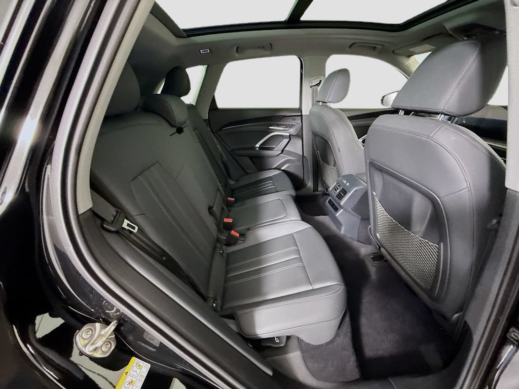 Used 2025 Audi Q5 Premium w/ Convenience Package AWD/4WD image 23