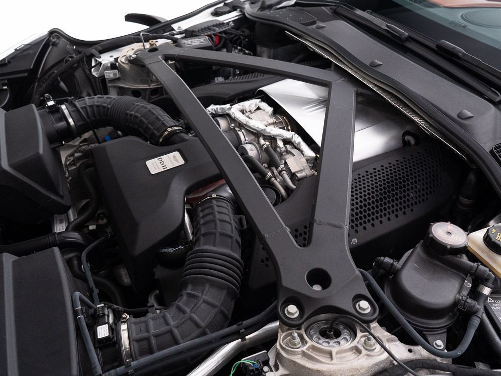 Used 2021 Aston Martin DB11 Volante RWD image 51