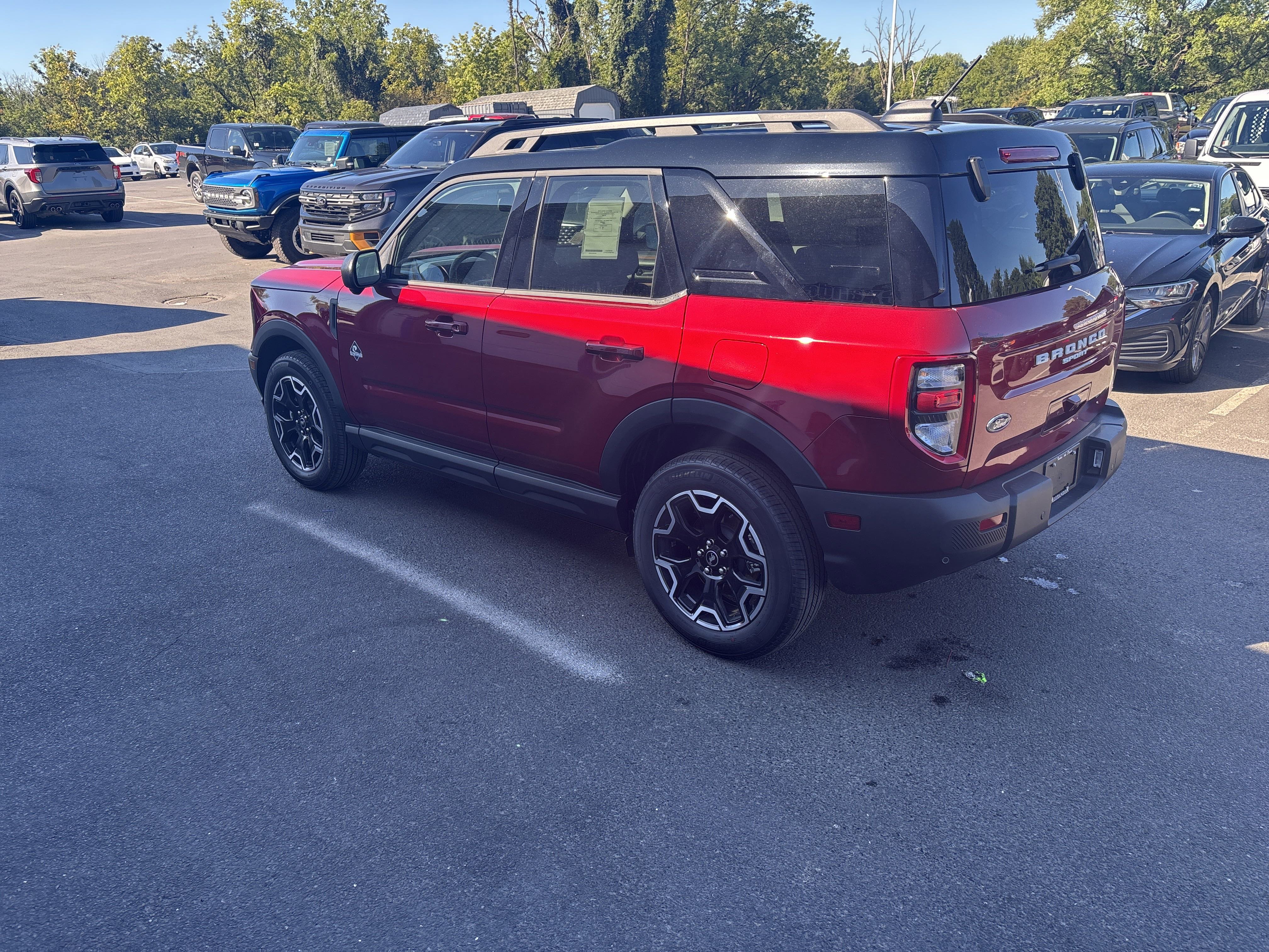 New 2025 Ford Bronco Sport Outer Banks w/ Outer Banks Tech Package+ image 6