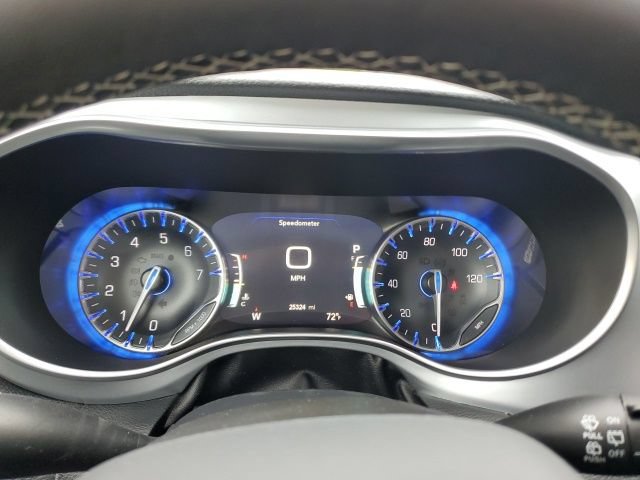 Used 2025 Chrysler Pacifica Limited AWD/4WD image 25