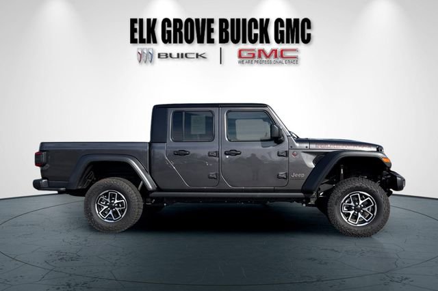 Used 2025 Jeep Gladiator Rubicon w/ Convenience Group image 3