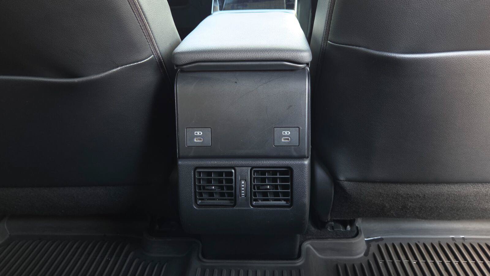 Used 2023 Toyota bZ4X AWD image 55