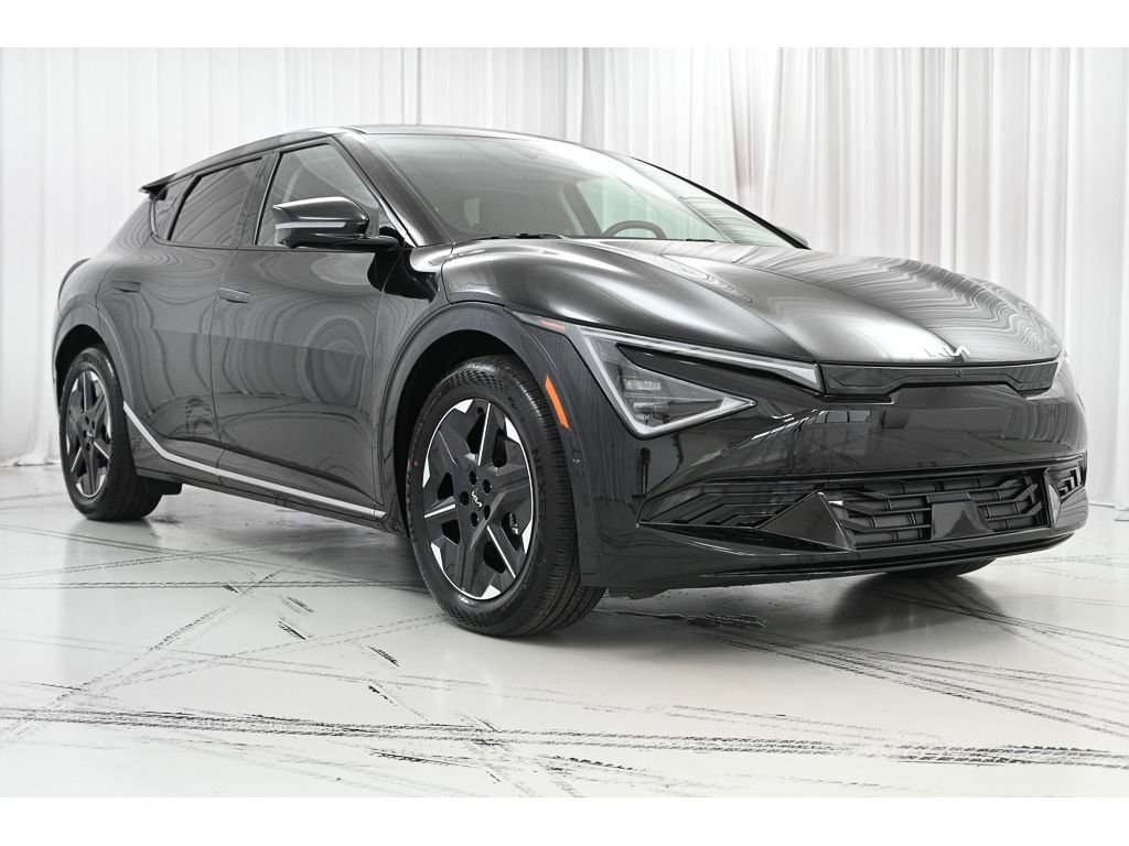 New 2025 Kia EV6 Wind image 2