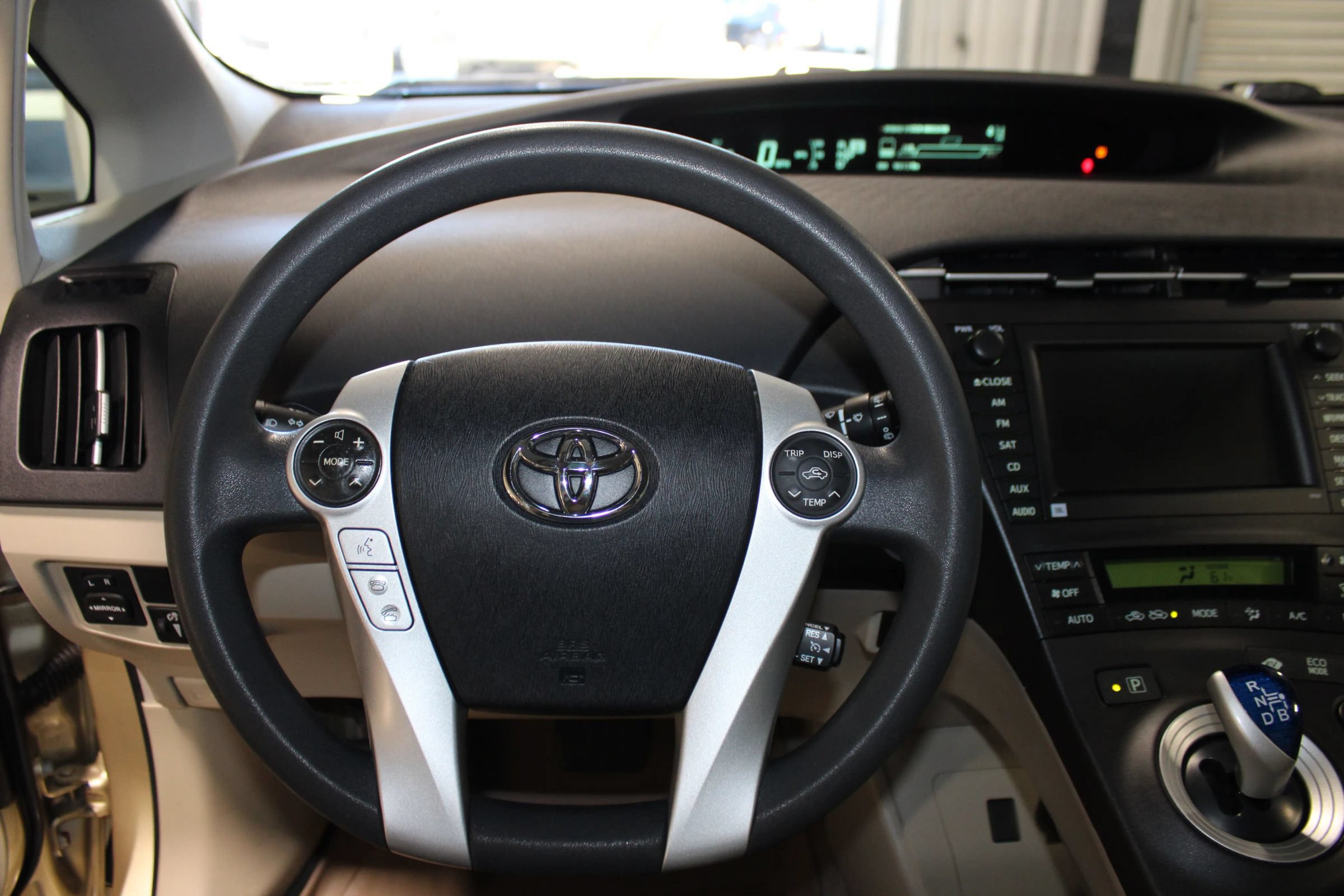 Used 2011 Toyota Prius Three w/ Navigation Pkg FWD image 11