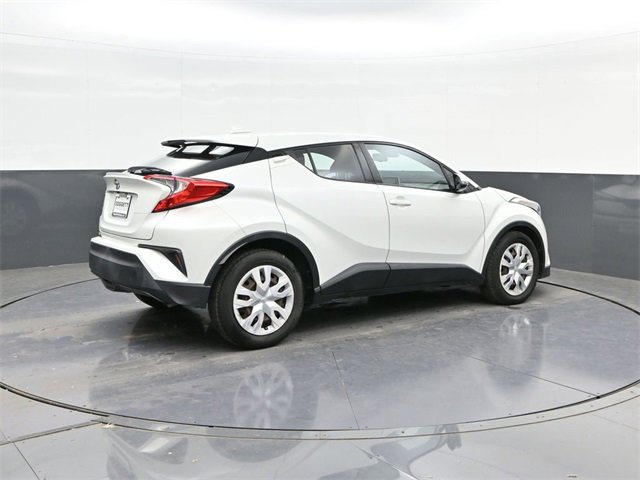 Used 2019 Toyota C-HR XLE image 15
