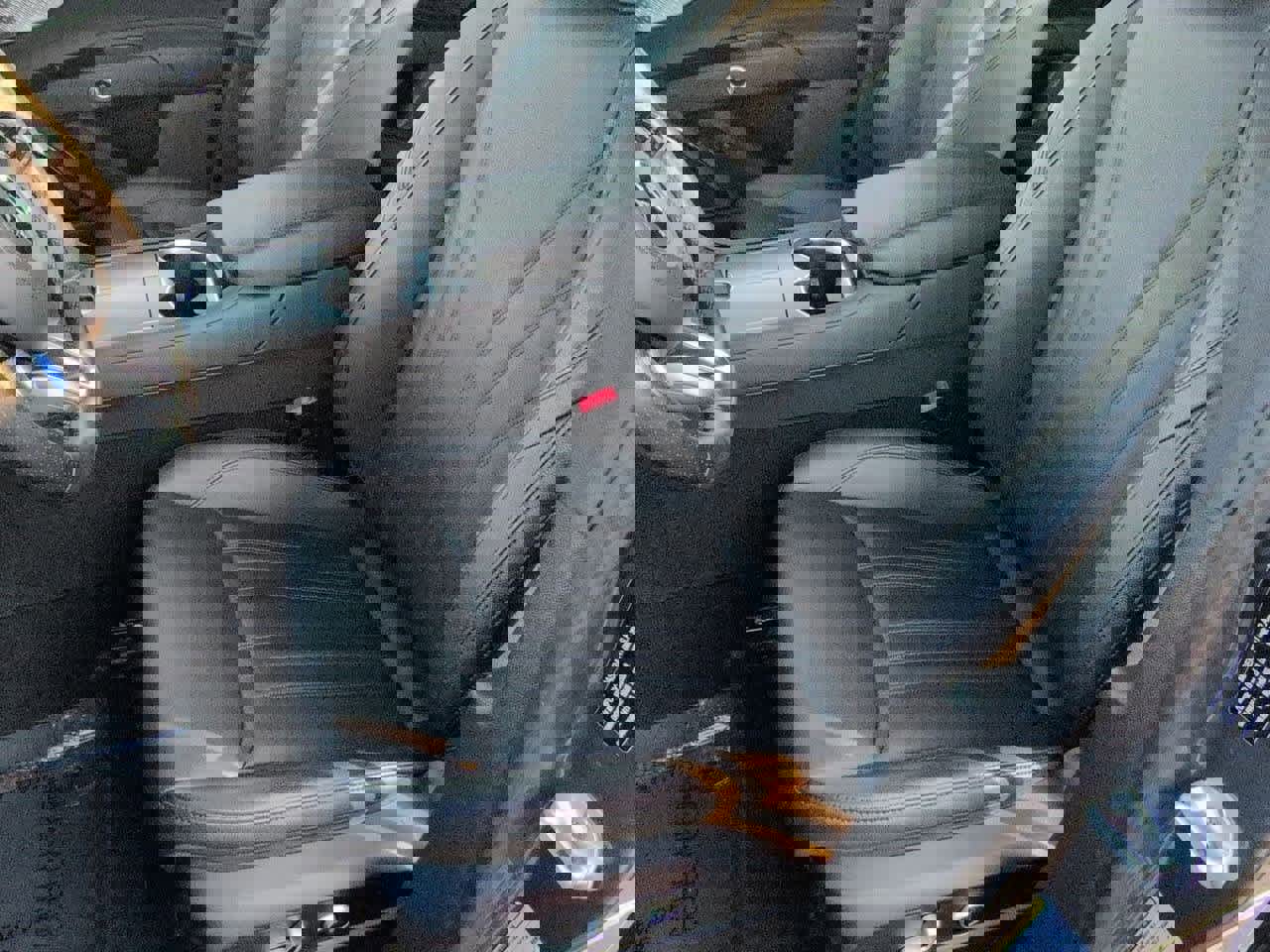 Used 2024 Maserati Grecale GT image 16