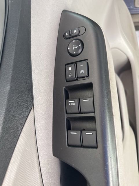 Used 2014 Honda CR-V LX image 19