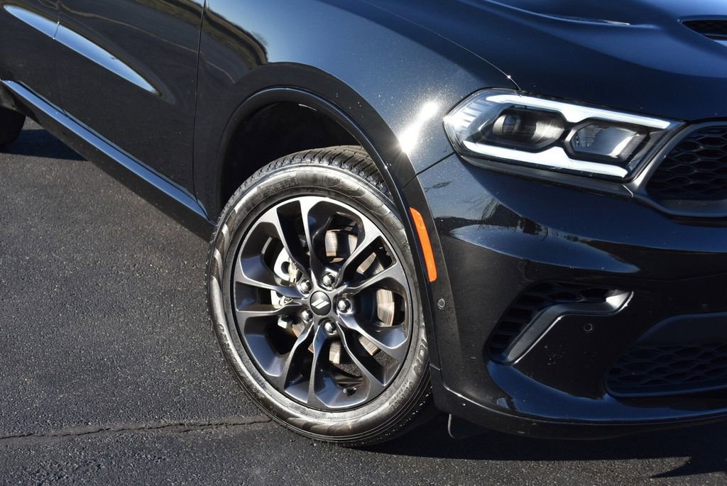 Used 2025 Dodge Durango GT image 3