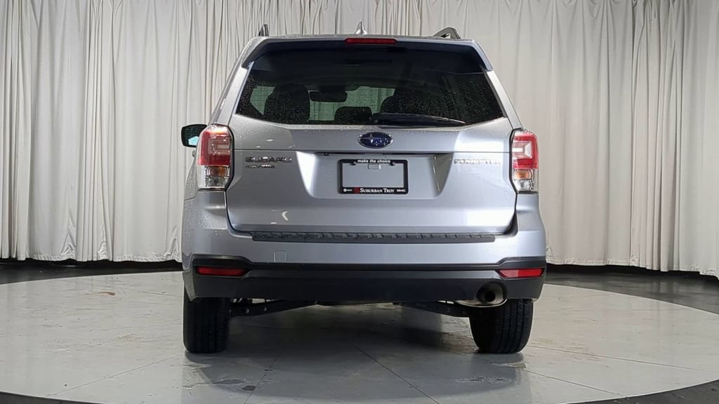 Used 2018 Subaru Forester 2.5i Premium w/ All-Weather Package AWD/4WD image 9