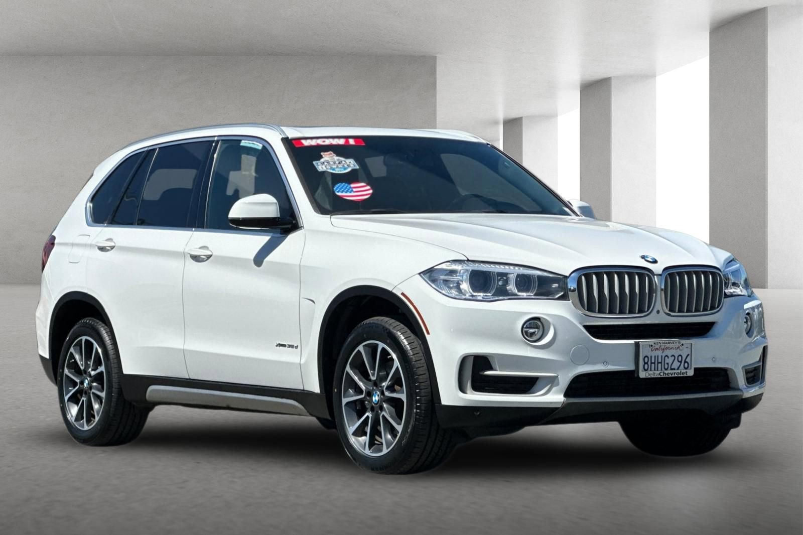 Used 2018 BMW X5 xDrive35d w/ Premium Package AWD/4WD image 2