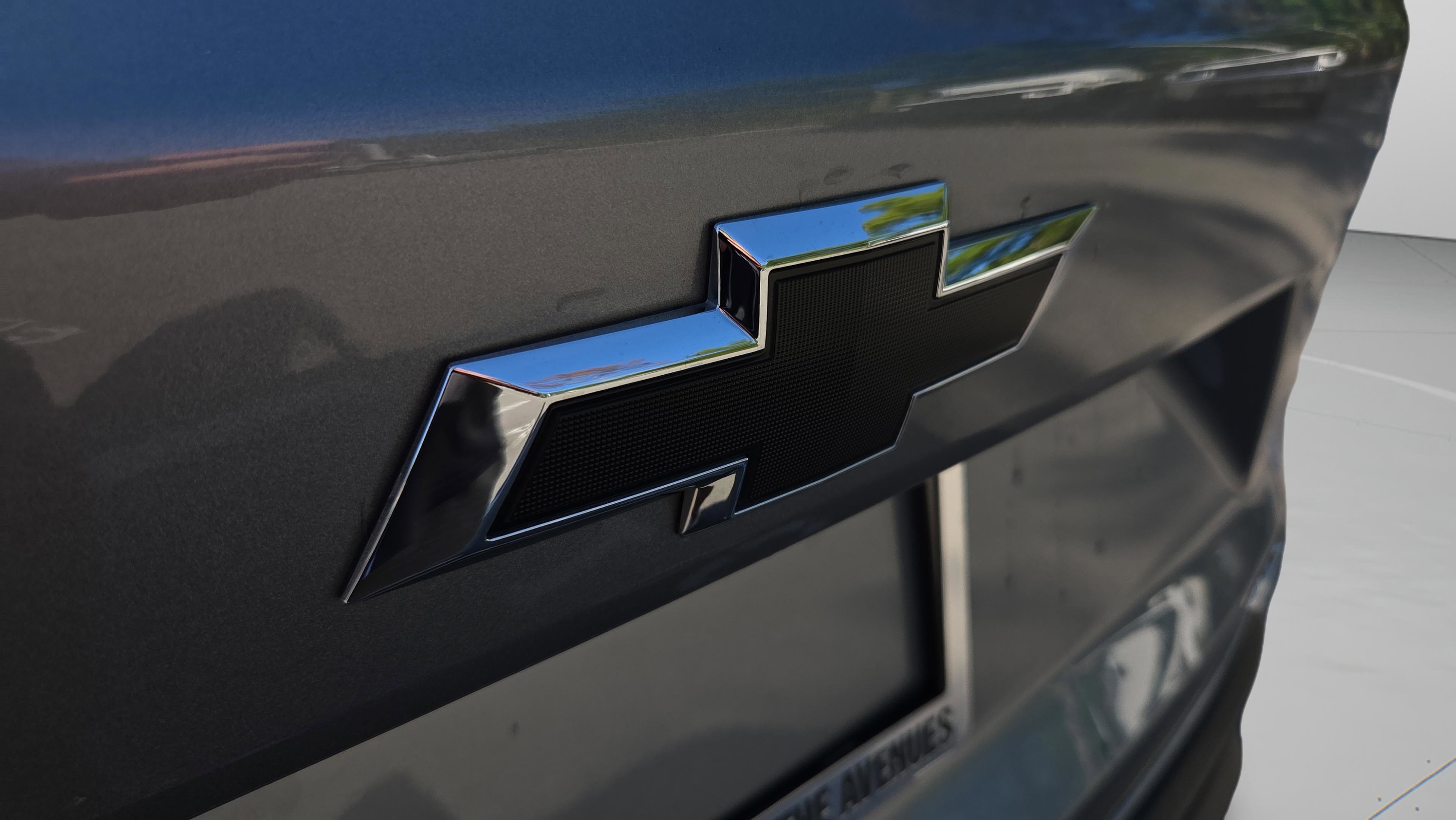 Used 2025 Chevrolet Trax RS FWD image 15