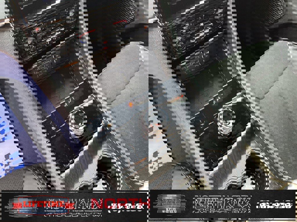 Used 2025 Jeep Grand Cherokee L Altitude image 11