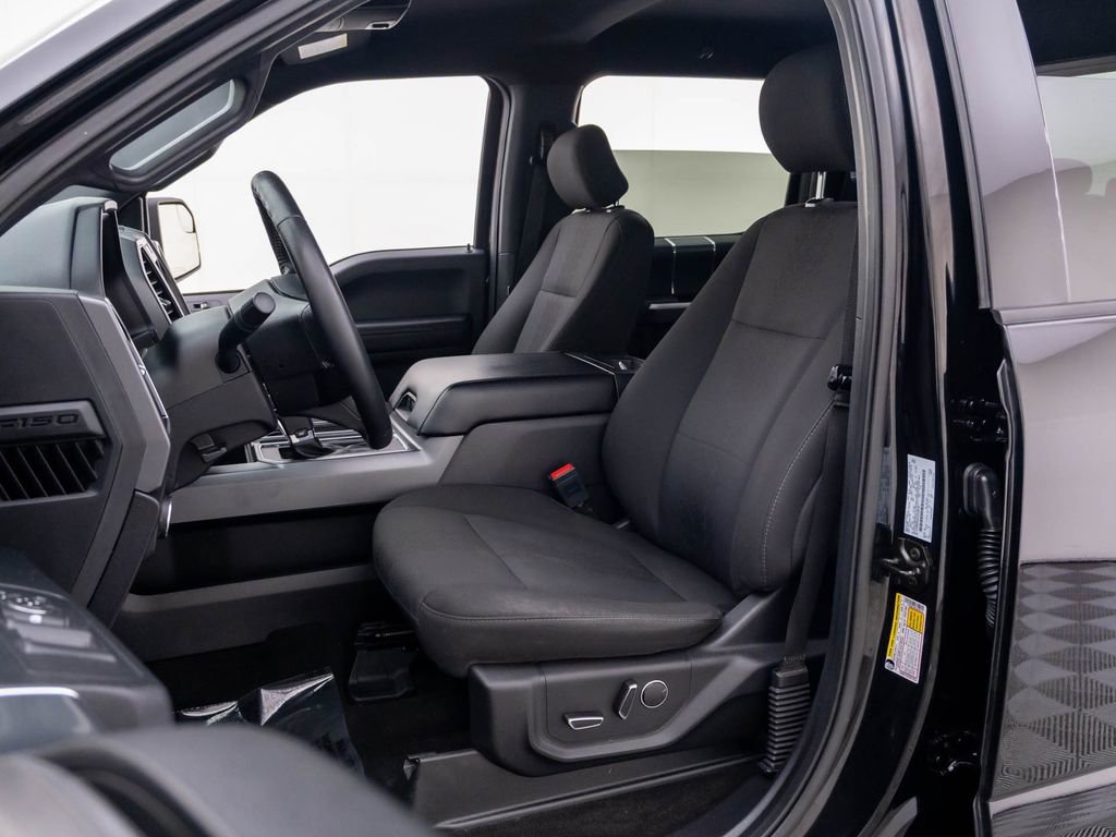 Used 2018 Ford F150 XLT w/ Equipment Group 302A Luxury AWD/4WD image 15