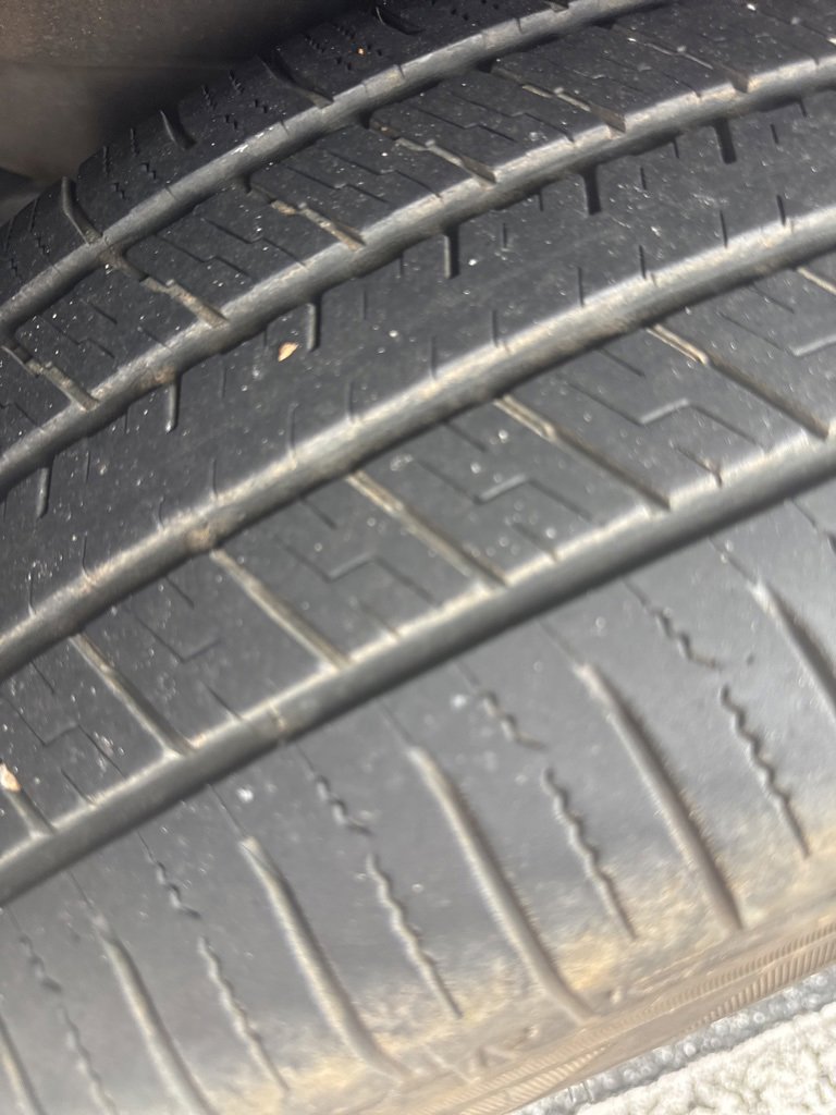 Used 2019 Jeep Cherokee Latitude w/ Popular Appearance Group image 11