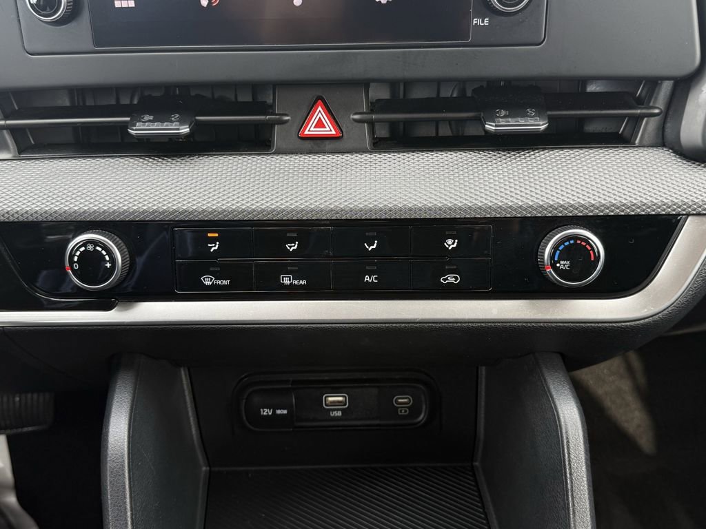 Used 2024 Kia Sportage LX image 24
