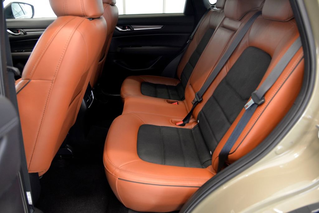 Certified 2025 MAZDA CX-5 Carbon Edition image 28