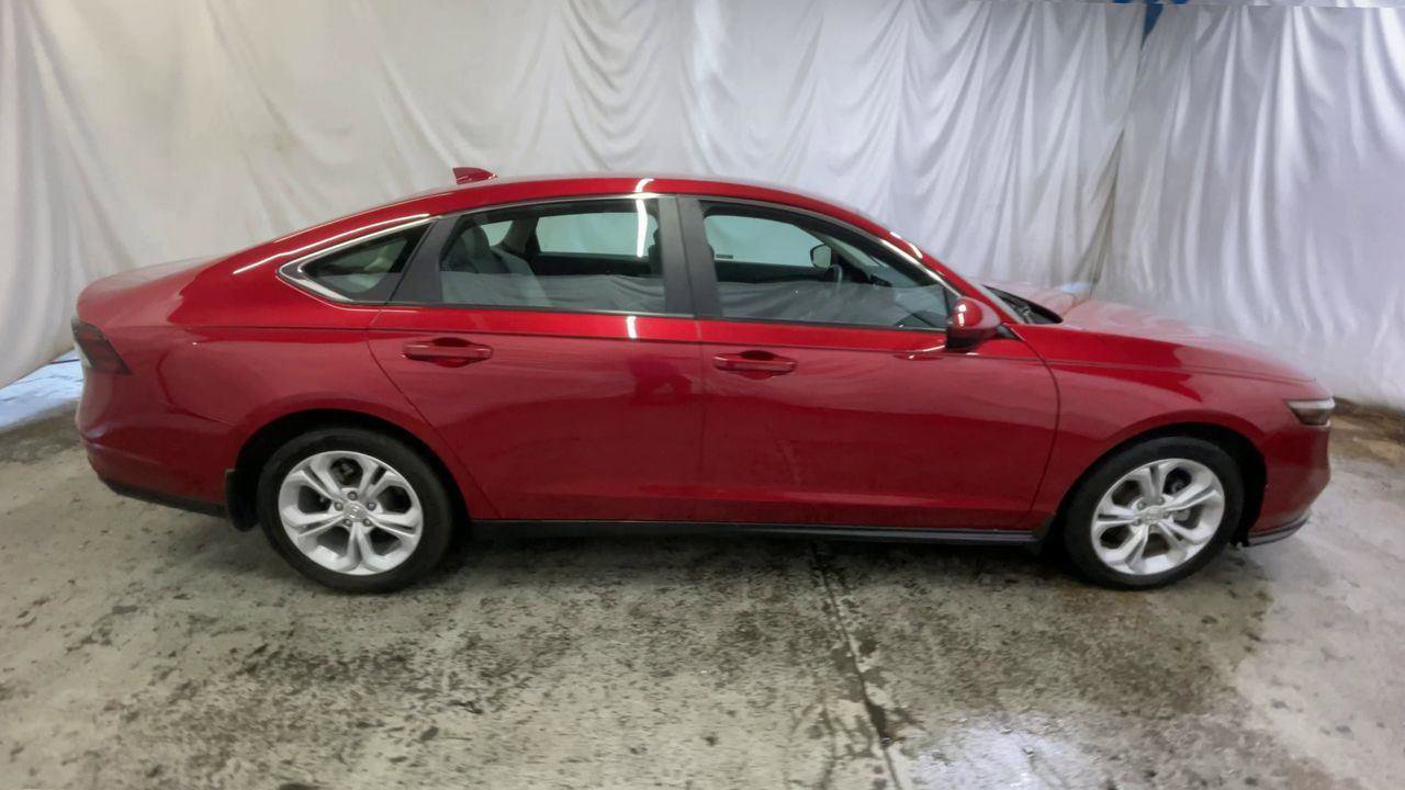 Used 2024 Honda Accord LX image 9