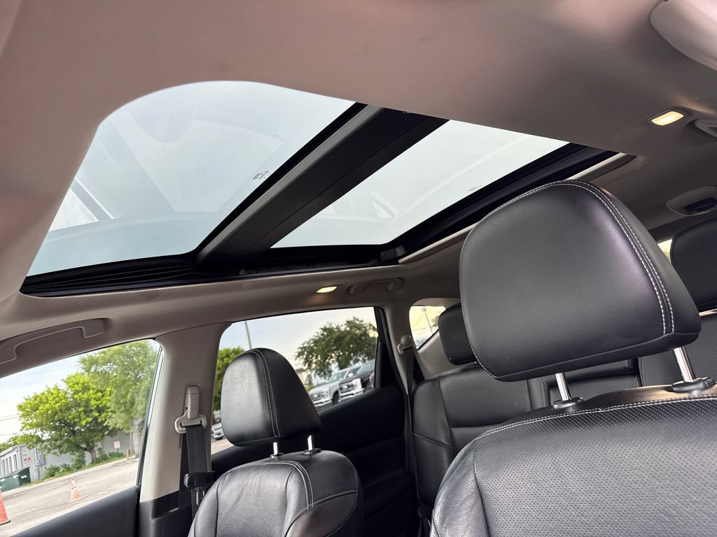 Used 2016 Nissan Murano Platinum w/ Platinum Technology Package FWD image 8