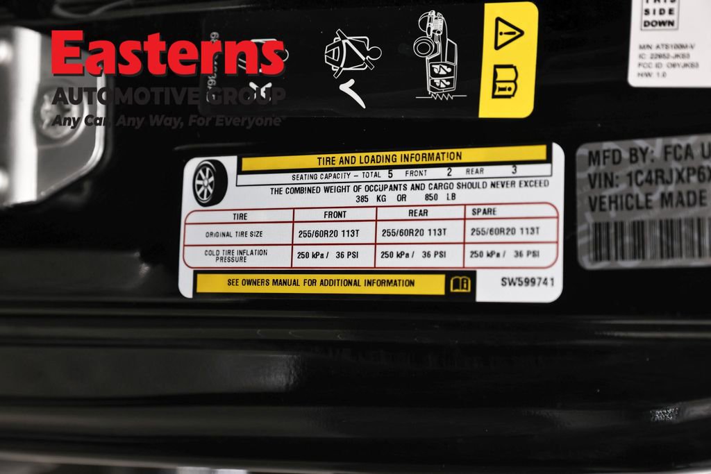 Used 2025 Jeep Wrangler Unlimited Sahara w/ Safety Group image 35