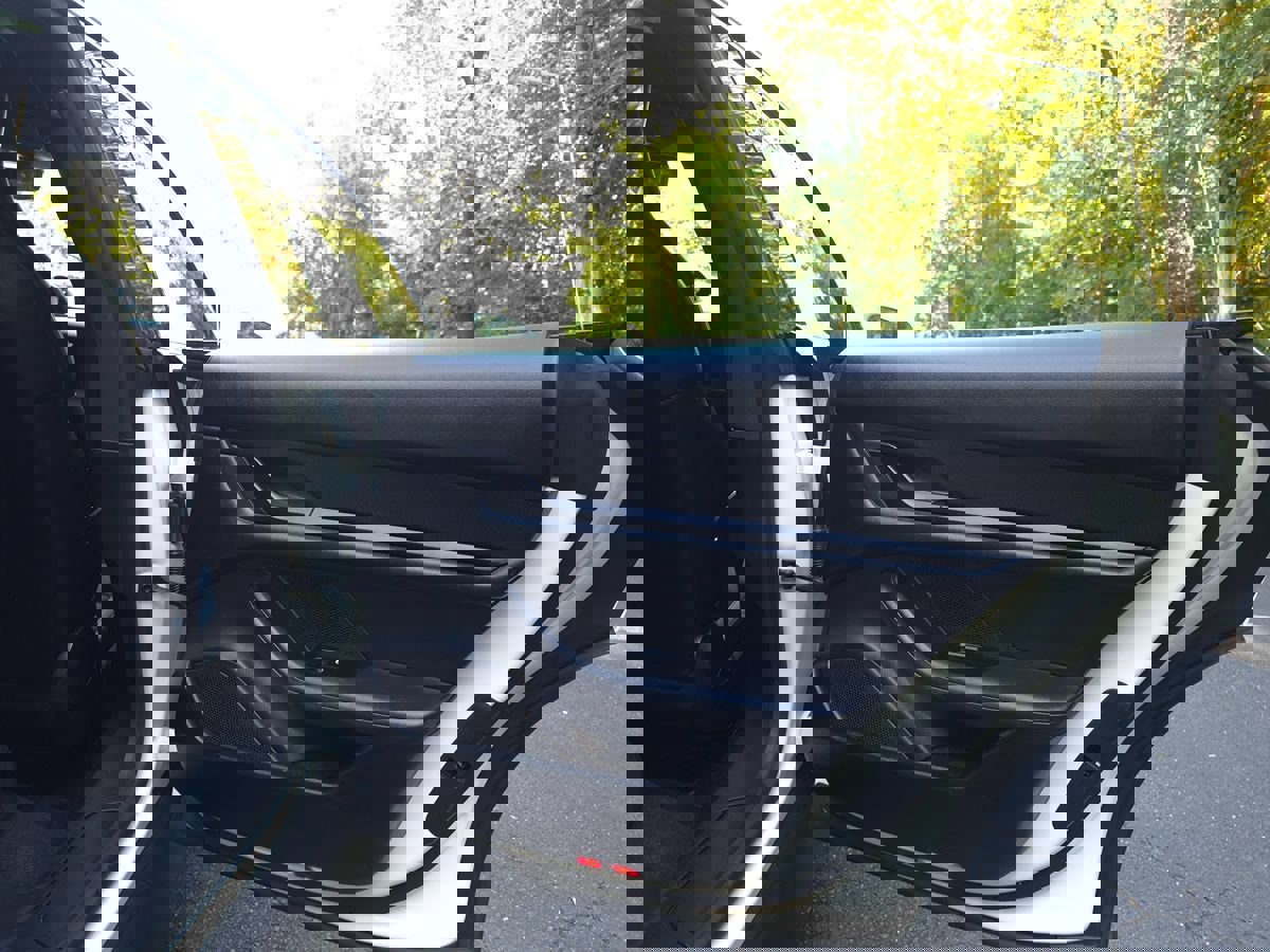 Used 2023 Porsche Taycan image 24