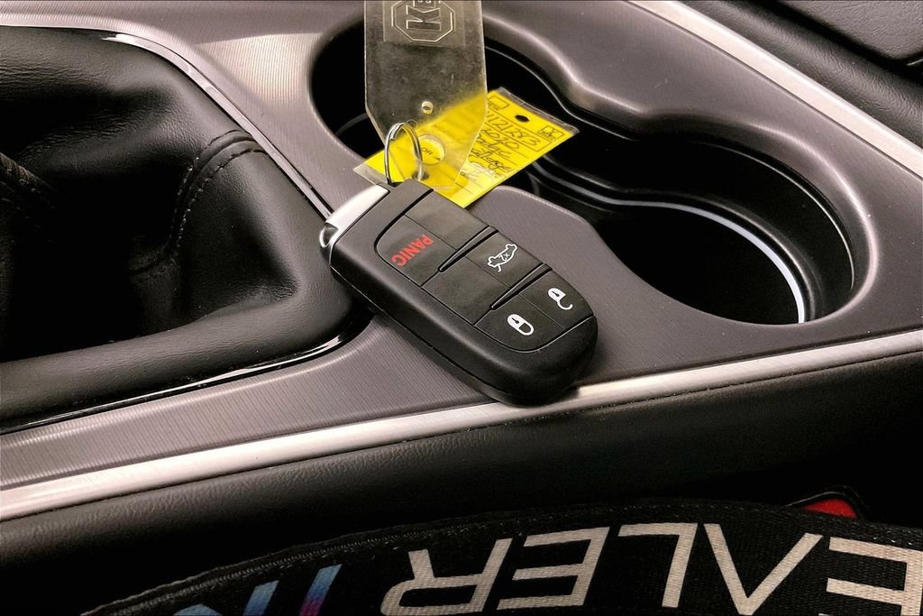 Used 2020 Dodge Challenger R/T RWD image 13