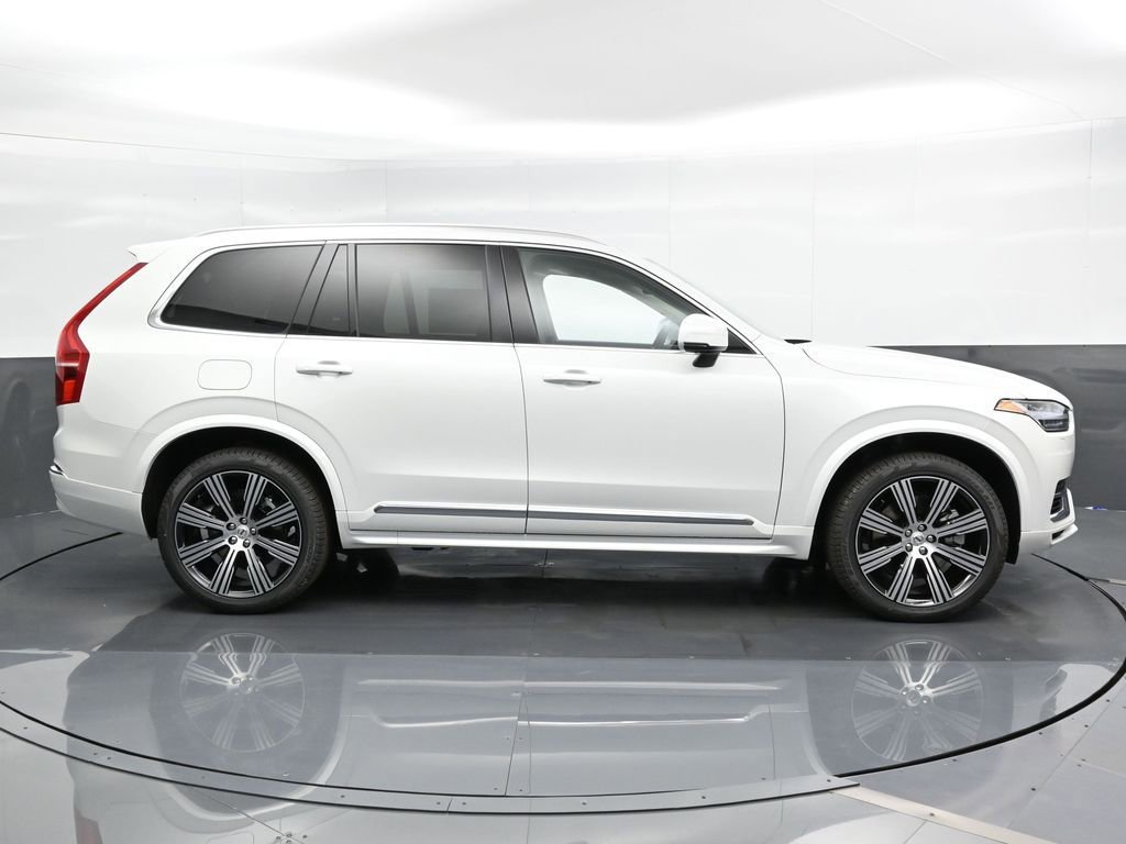 New 2025 Volvo XC90 T8 Core w/ Protection Package Premier AWD/4WD image 4