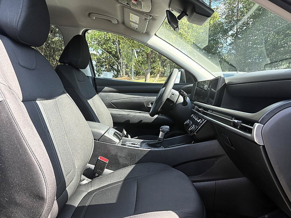 Used 2025 Hyundai Tucson SEL FWD image 13
