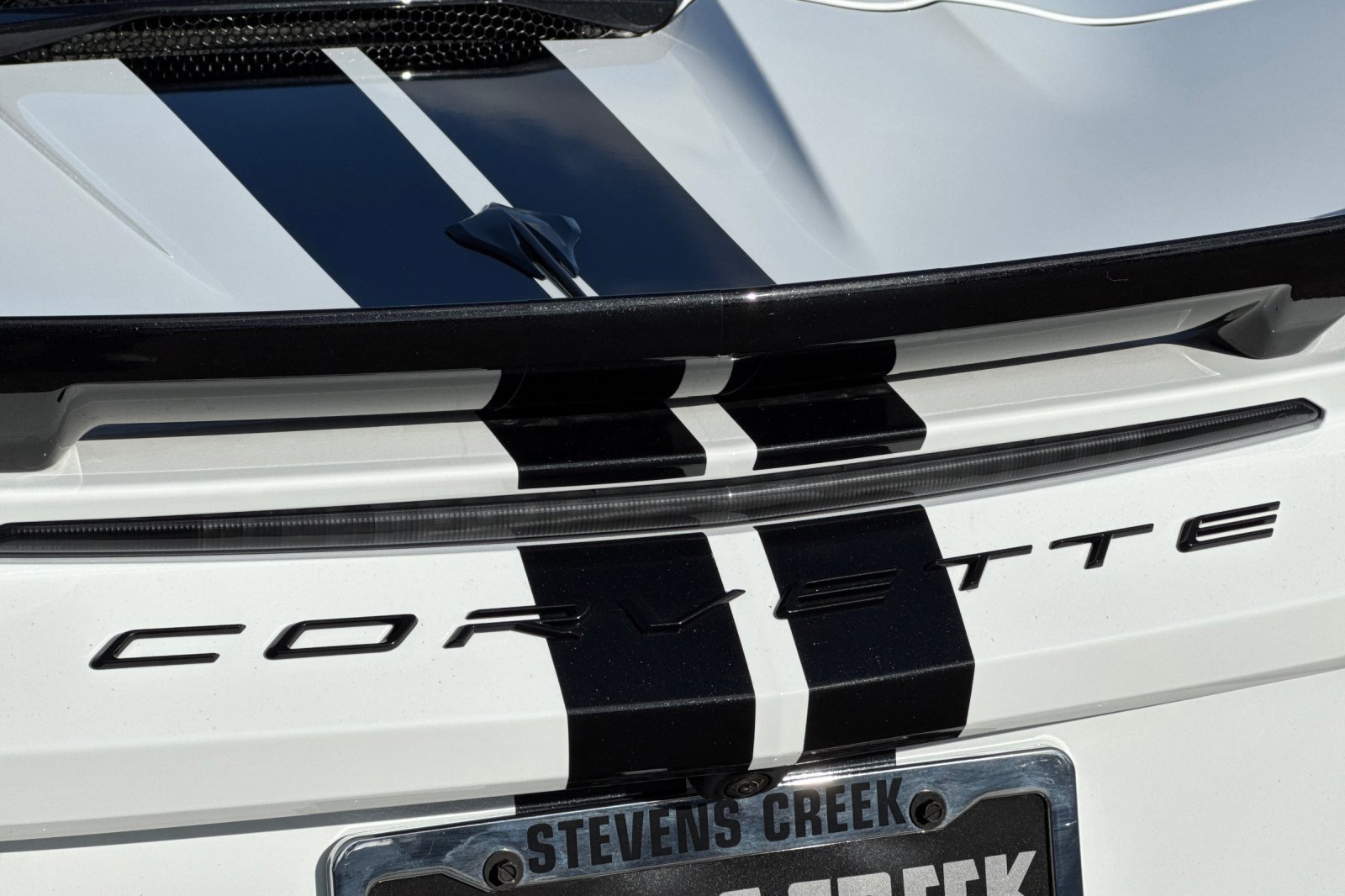 Used 2022 Chevrolet Corvette Stingray Premium Conv w/ Z51 Performance Package image 24