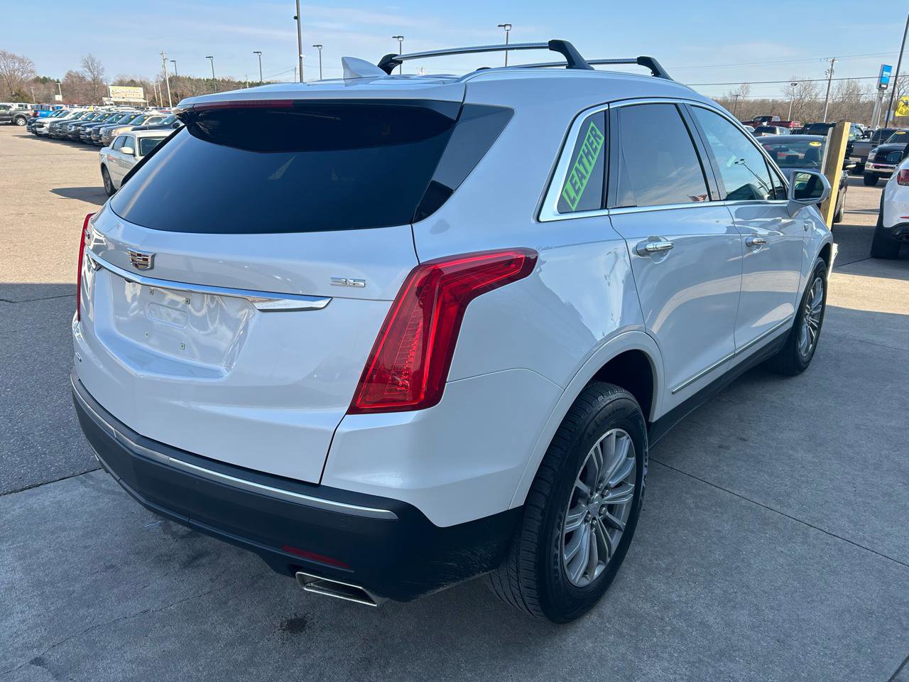 Used 2017 Cadillac XT5 Luxury w/ Driver Awareness Package image 5