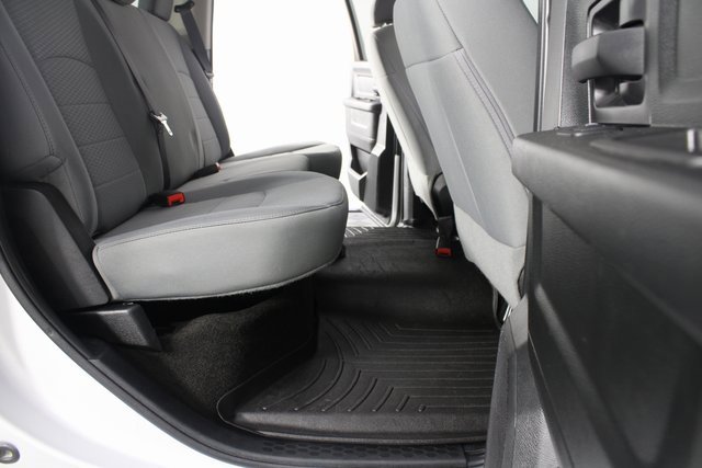 Used 2017 RAM 1500 Express image 17