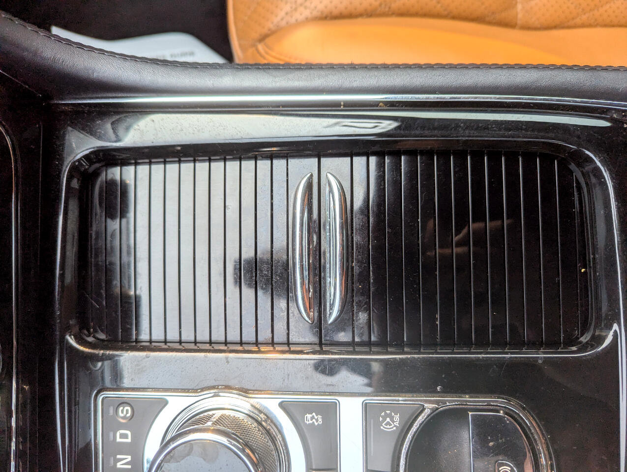 Used 2017 Jaguar XJ L Supercharged image 32