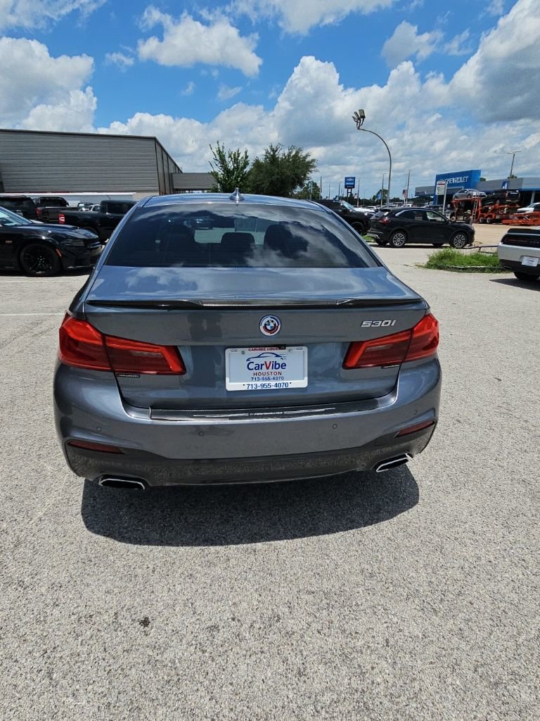 Used 2018 BMW 530i w/ M Sport Package RWD image 6