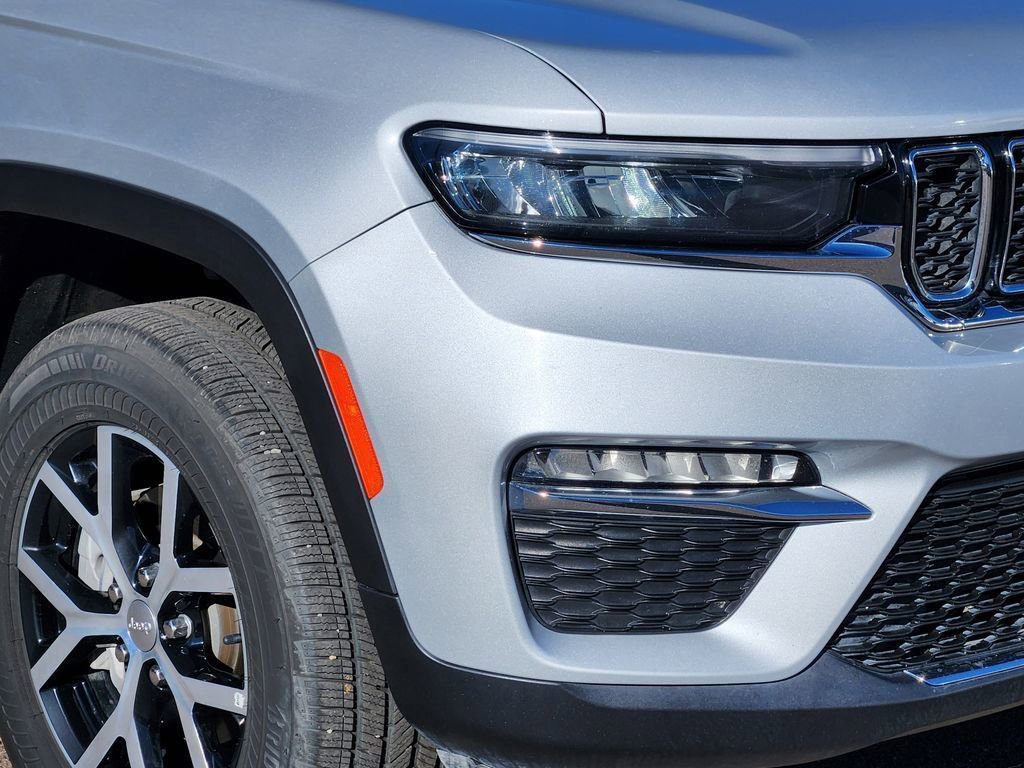 Used 2024 Jeep Grand Cherokee Limited image 27