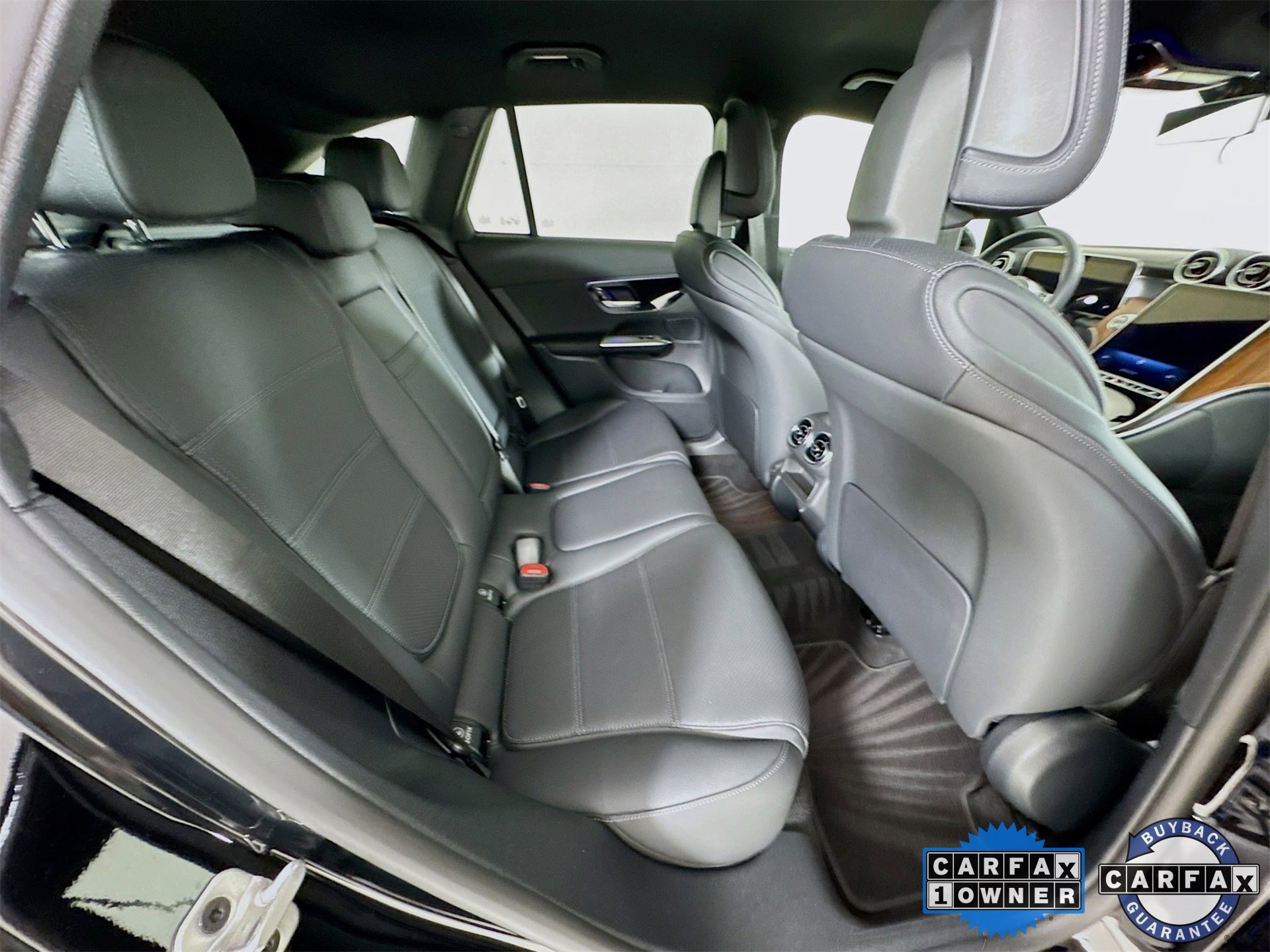 Certified 2024 Mercedes-Benz GLC 300 4MATIC image 28