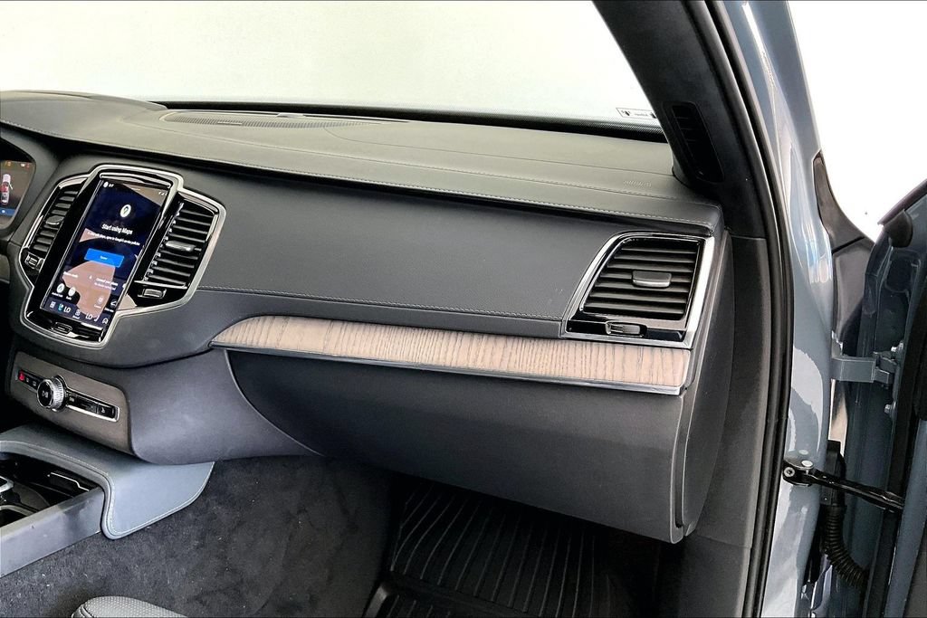Certified 2023 Volvo XC90 B6 Ultimate w/ Lounge Package AWD/4WD image 20