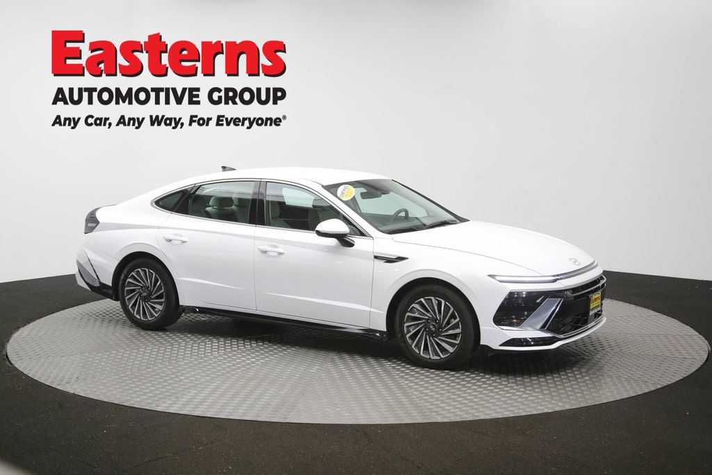 Used 2025 Hyundai Sonata SEL FWD image 47