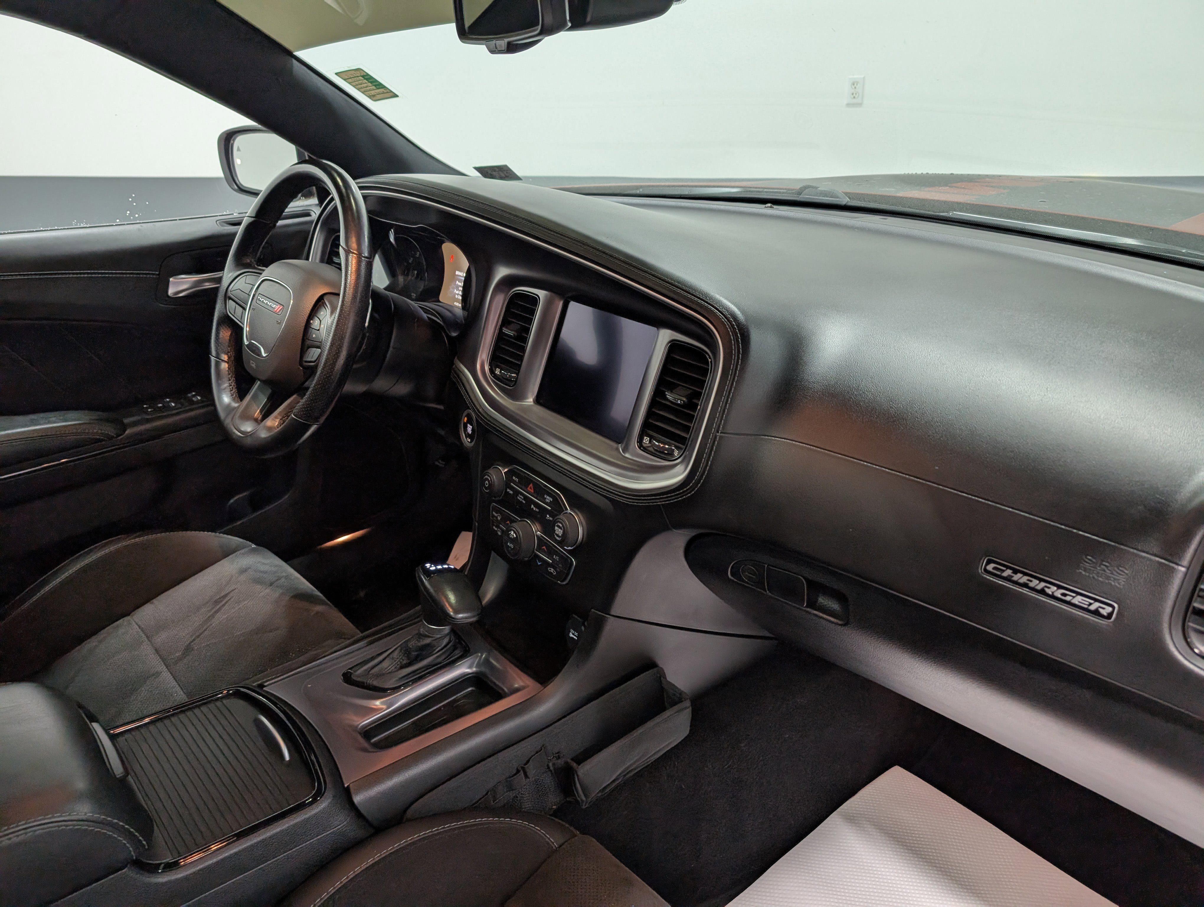 Used 2020 Dodge Charger R/T w/ Plus Group image 19