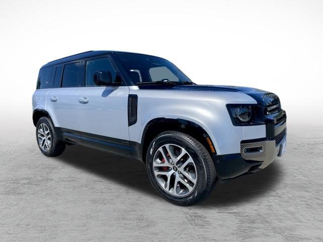 Certified 2024 Land Rover Defender 110 X image 3