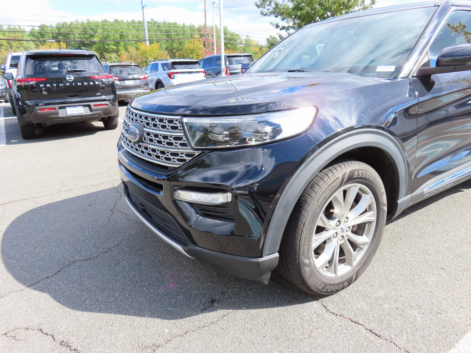 Used 2020 Ford Explorer Limited image 9