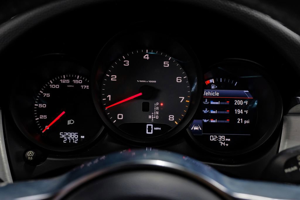 Used 2017 Porsche Macan S image 25