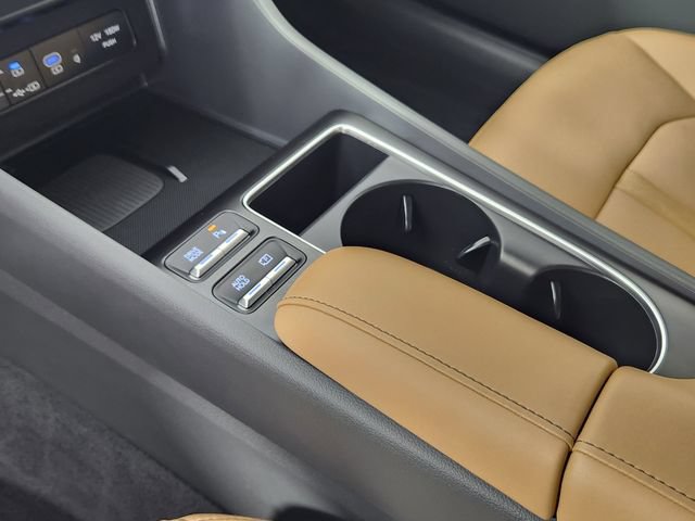 Certified 2025 Hyundai Sonata Limited FWD image 28