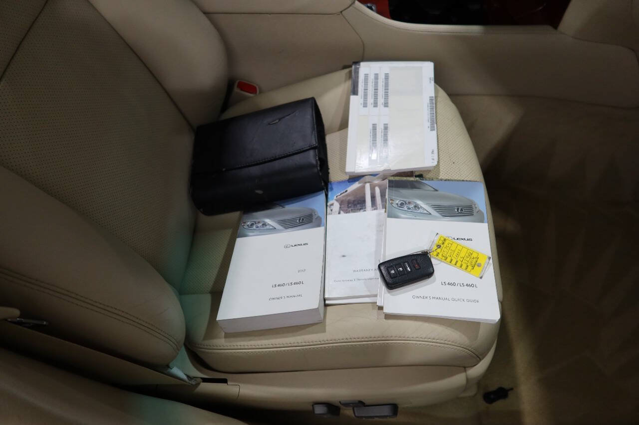 Used 2012 Lexus LS 460 w/ Comfort Pkg RWD image 25