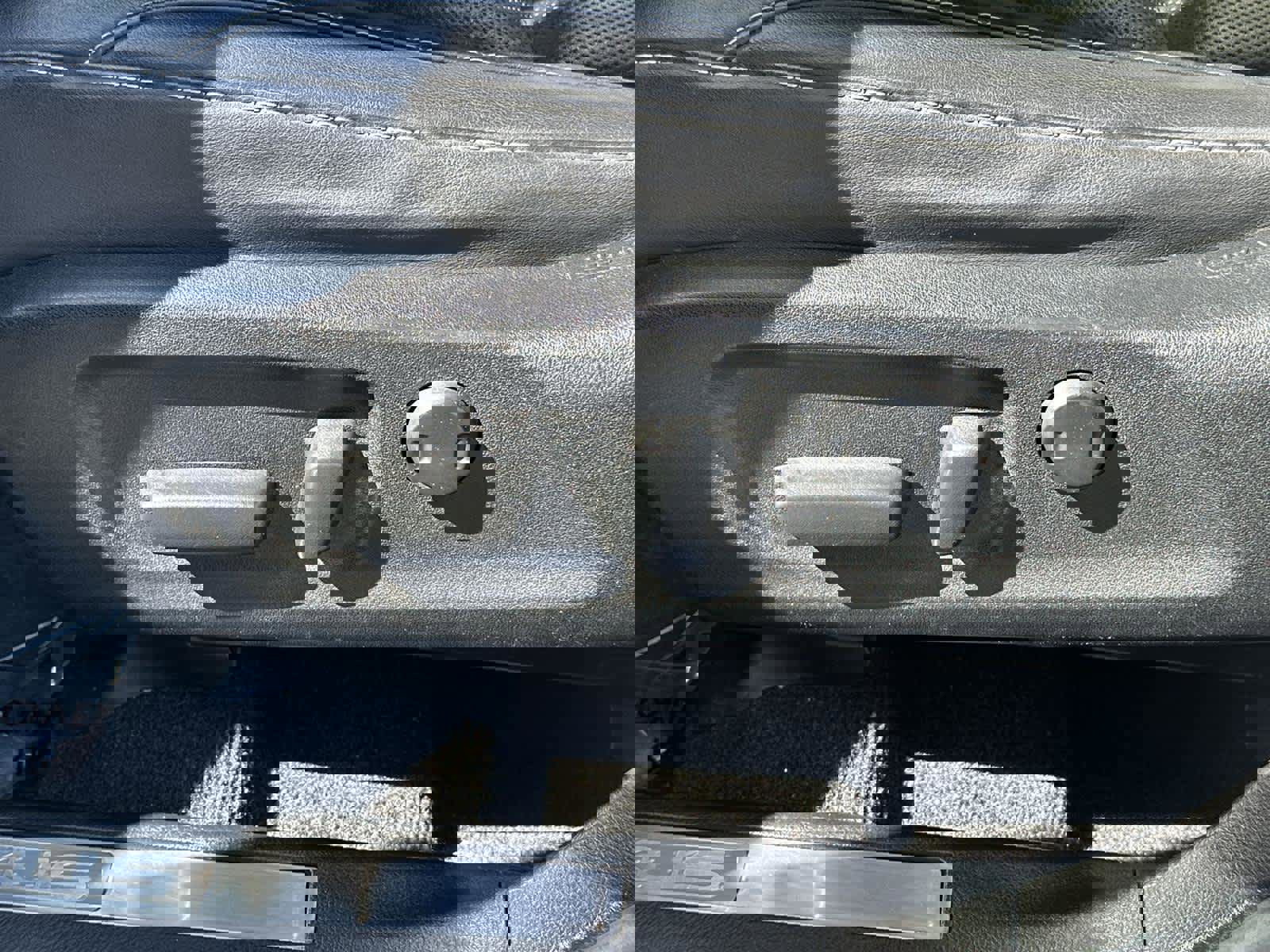 Used 2020 Lexus RX 350L FWD w/ Premium Package image 23