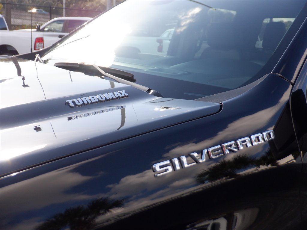 Used 2024 Chevrolet Silverado 1500 W/T w/ WT Value Package image 17