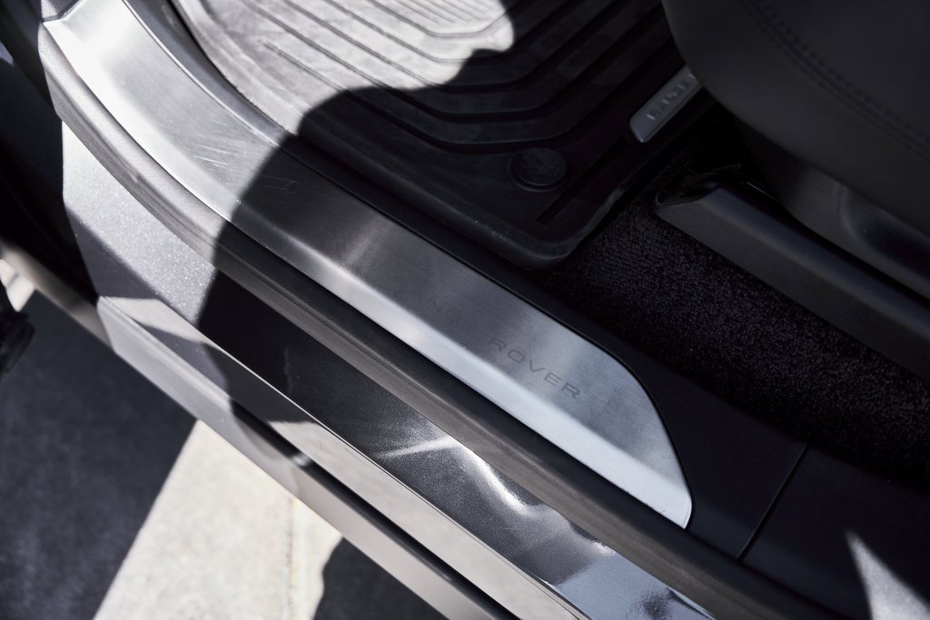 Used 2024 Land Rover Range Rover SE image 34