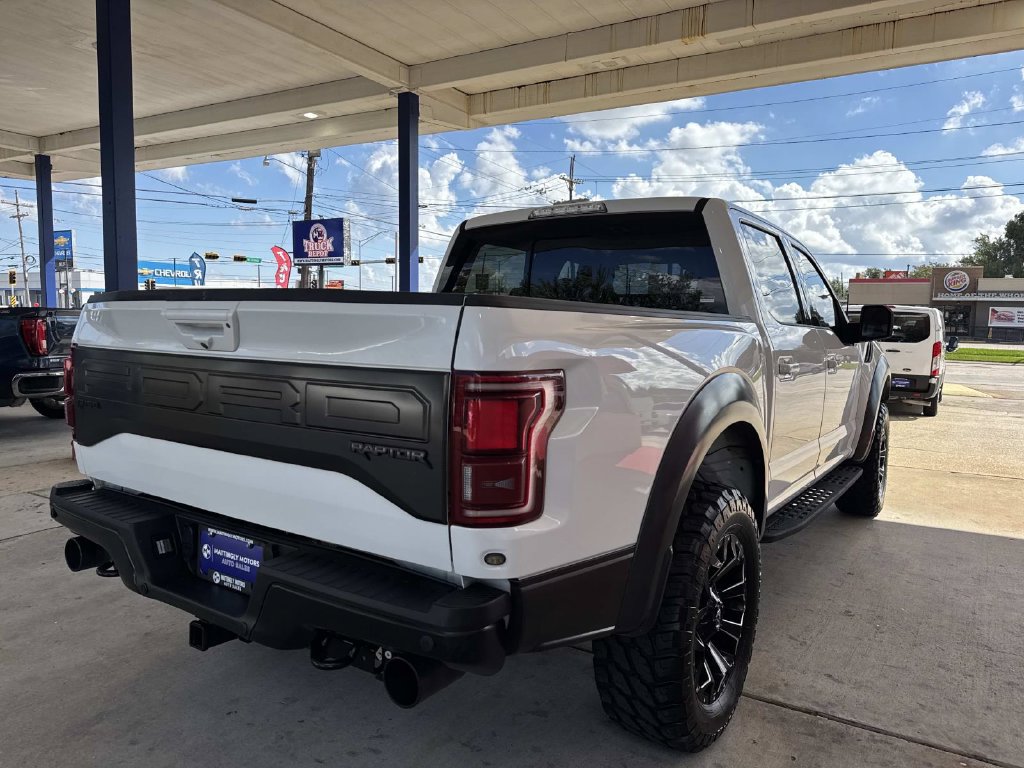 Used 2018 Ford F150 Raptor w/ Equipment Group 802A Luxury AWD/4WD image 8