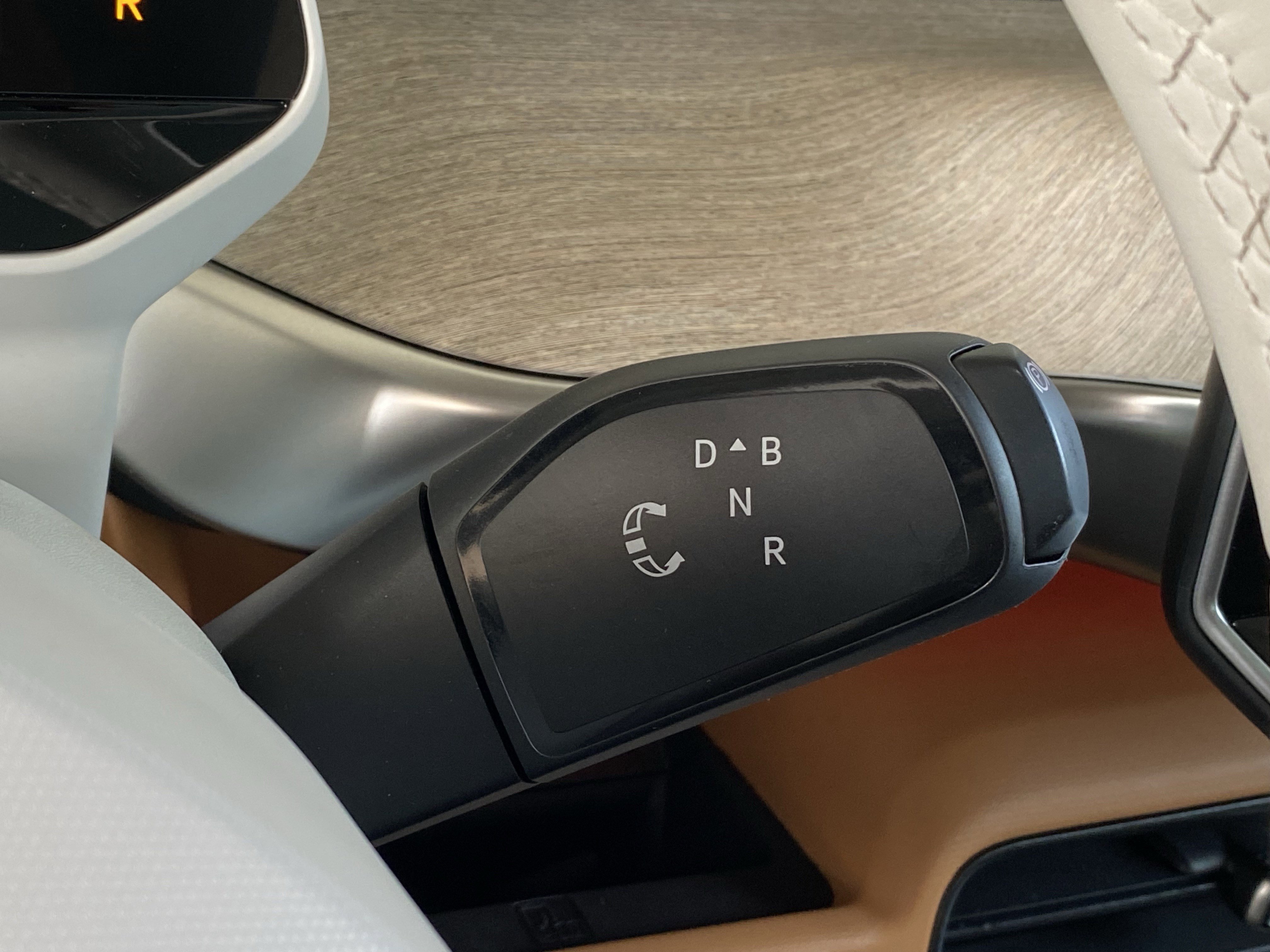 Used 2025 Volkswagen ID. Buzz 1st Edition AWD/4WD image 41