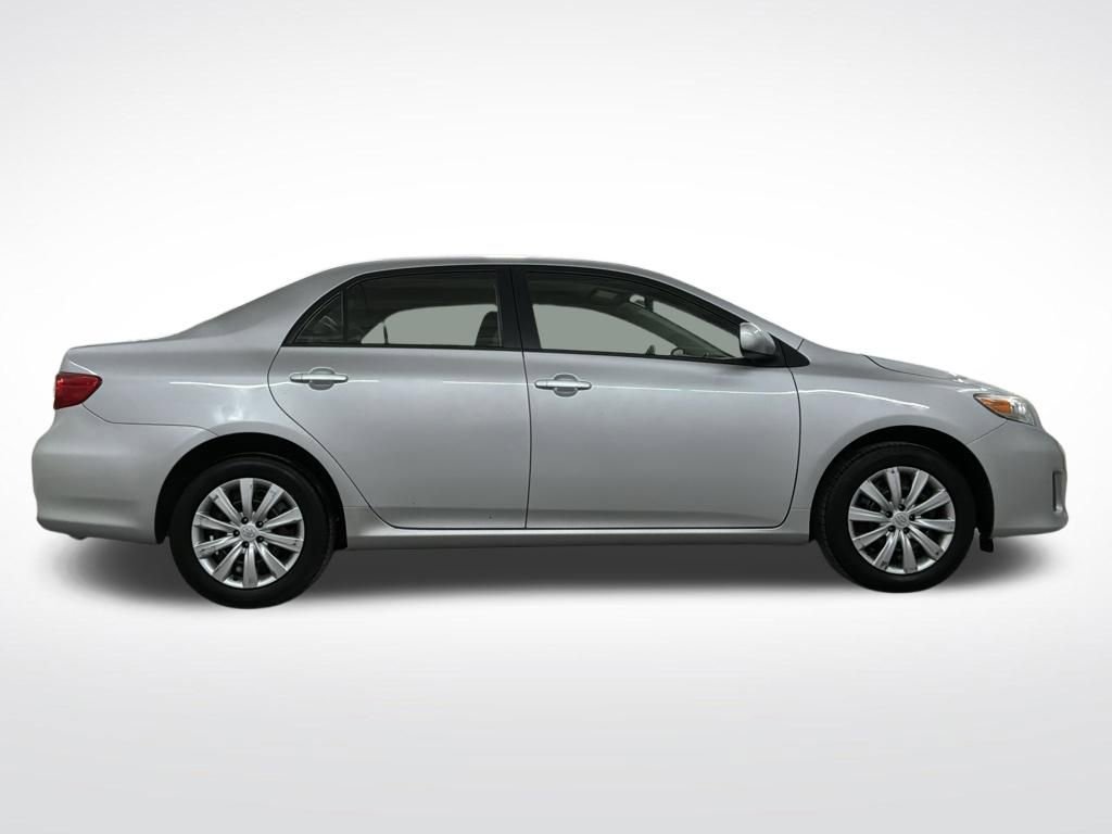 Used 2012 Toyota Corolla LE FWD image 26