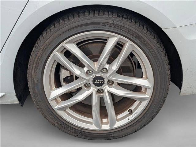 Used 2023 Audi A4 2.0T Premium w/ Convenience Package image 10