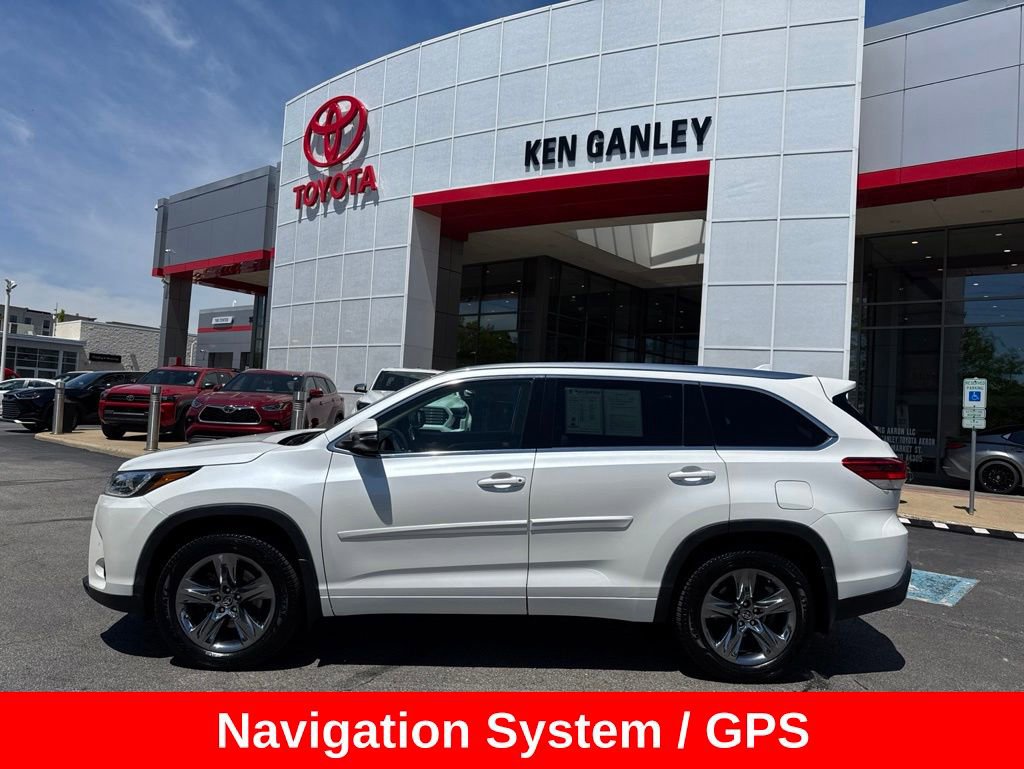 Used 2019 Toyota Highlander Limited Platinum AWD/4WD image 3